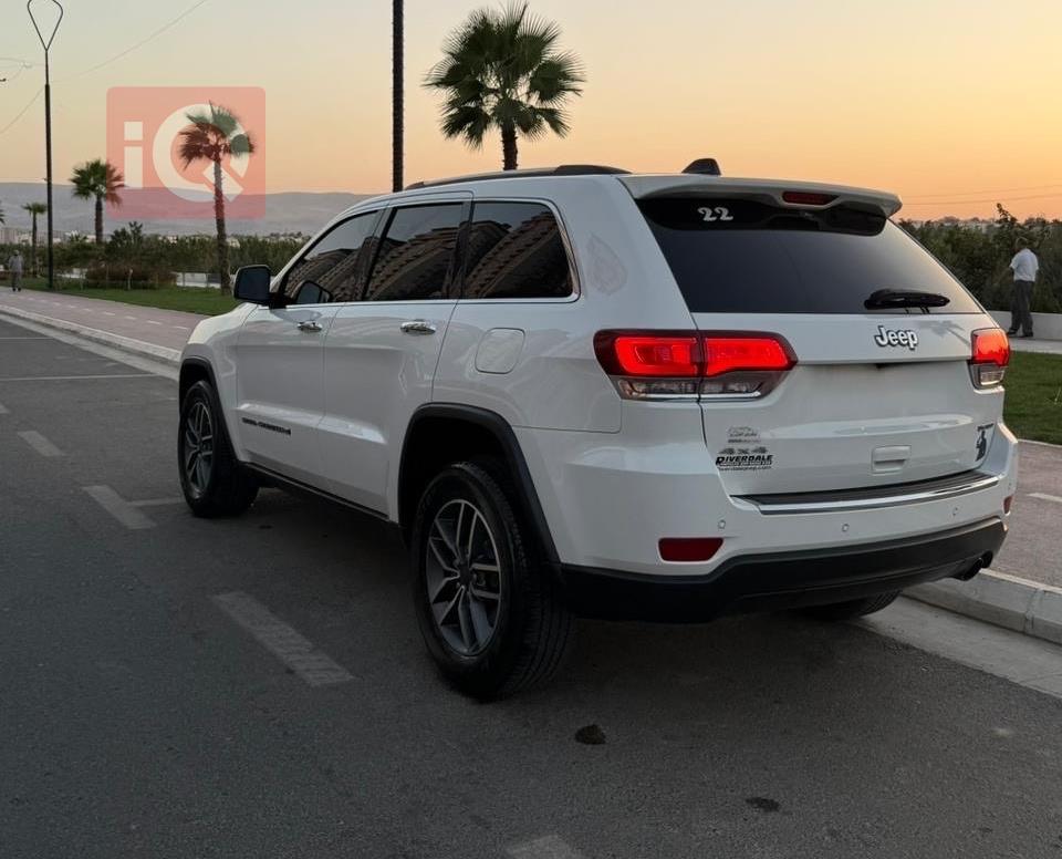 جيب جراند شيروكي